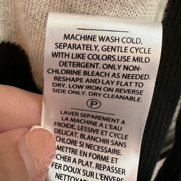 Volcom Chevron Black & Off White Knit Long Sleeve Sweater Dress Size Small S - Picture 11 of 13